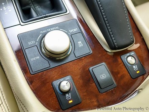 Used 2014 Lexus LS 460 AWD image 19