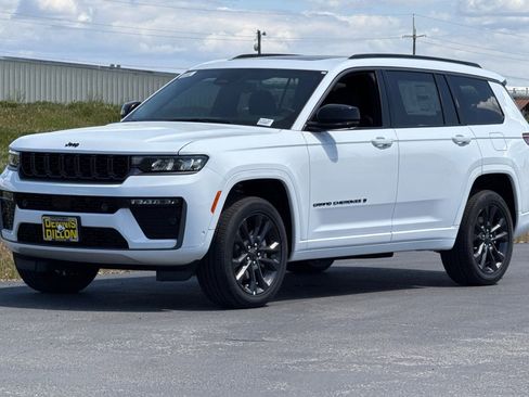 New 2026 Jeep Grand Cherokee L Limited AWD/4WD image 7