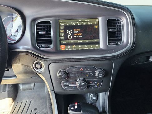 Used 2022 Dodge Charger Scat Pack w/ Plus Group RWD image 25