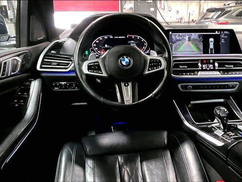 Used 2021 BMW X5 M50i w/ Premium Package image 6