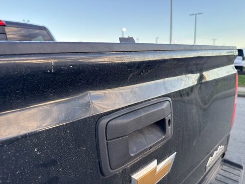 Used 2018 Chevrolet Silverado 2500 High Country w/ Duramax Plus Package AWD/4WD image 19