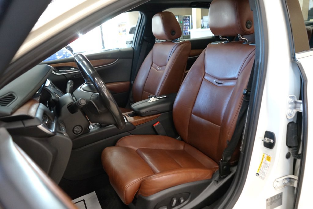Used 2015 Cadillac XTS Vsport Premium AWD/4WD image 2