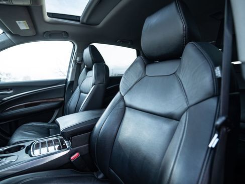 Certified 2018 Acura MDX SH-AWD w/ Technology Package image 8