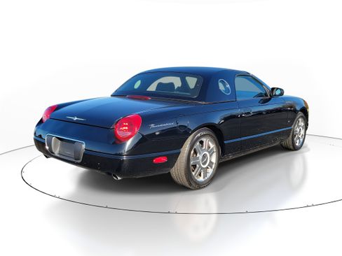 Used 2004 Ford Thunderbird Deluxe image 4