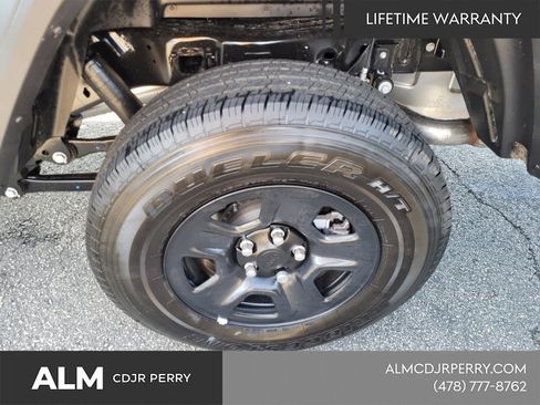 New 2026 Jeep Gladiator Sport image 9