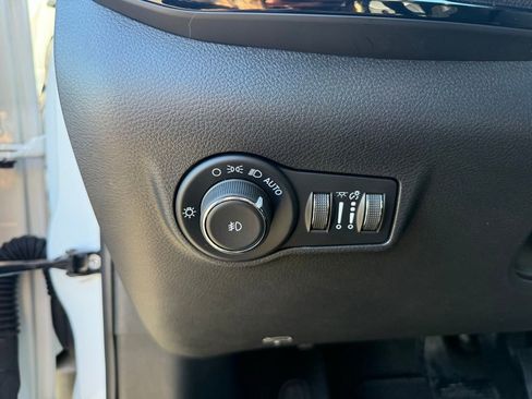 New 2026 Jeep Compass Latitude AWD/4WD image 16