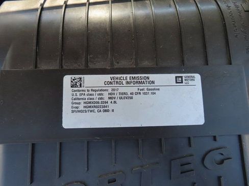 Used 2017 Chevrolet Express 2500 image 35