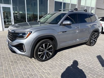 New 2025 Volkswagen Atlas SEL Premium R-Line