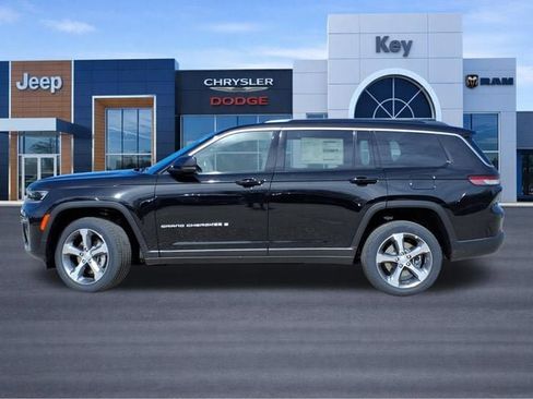 New 2026 Jeep Grand Cherokee L Limited AWD/4WD image 3