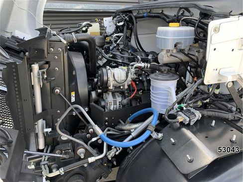 Used 2023 Ford F650 2WD Regular Cab Super Duty image 15