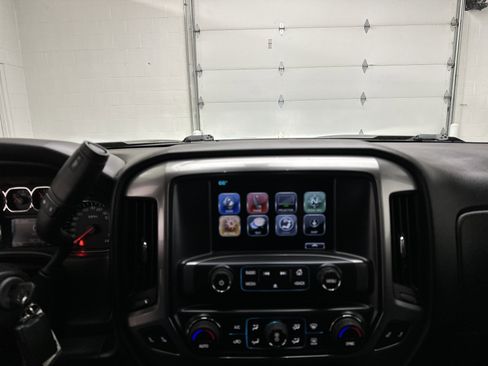 Used 2017 Chevrolet Silverado 1500 LT w/ All Star Edition AWD/4WD image 28