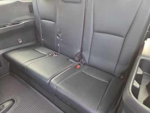 Certified 2024 Toyota Grand Highlander XLE AWD image 18