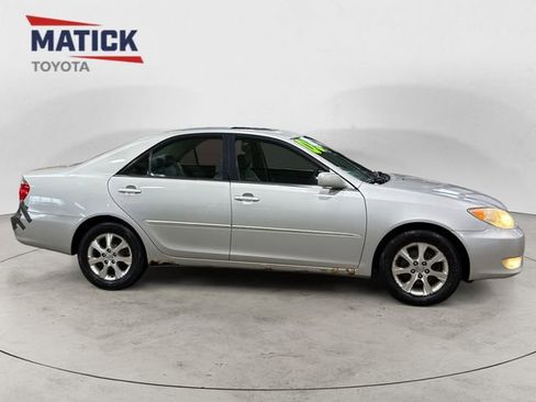 Used 2005 Toyota Camry LE FWD image 8
