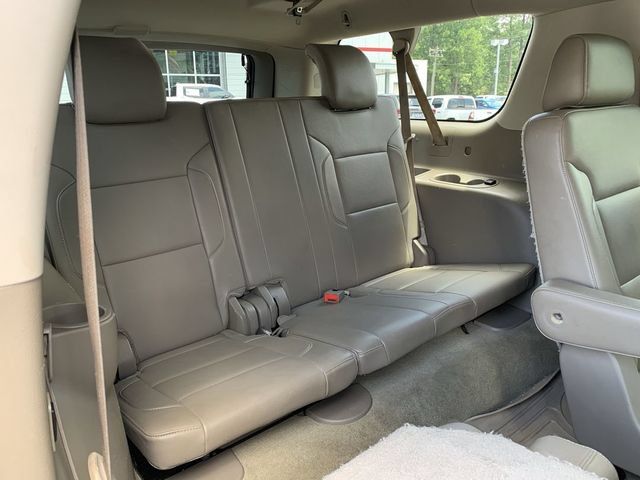 Used 2016 GMC Yukon XL SLT w/ Premium Edition AWD/4WD image 36