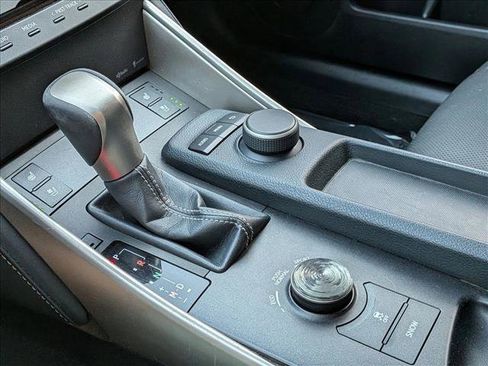 Used 2016 Lexus IS 200t w/ Premium Package image 12