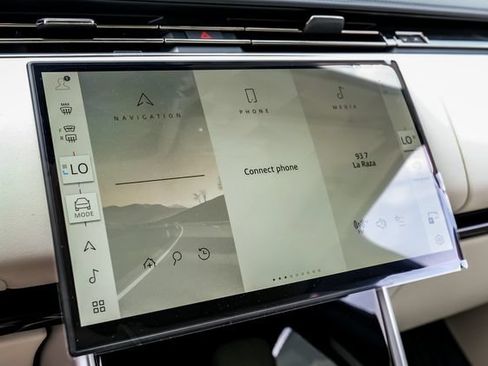 New 2026 Land Rover Range Rover SE AWD/4WD image 32