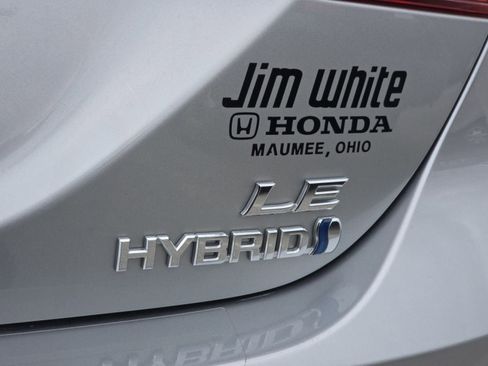 Used 2024 Toyota Camry LE image 8