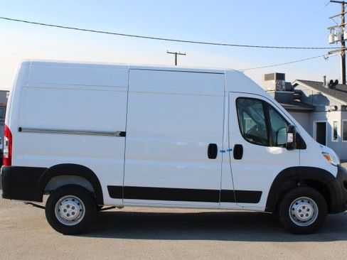 New 2026 RAM ProMaster 1500 FWD image 3
