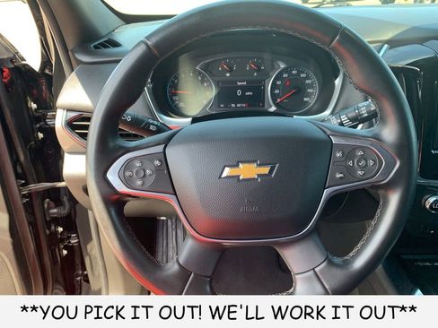 Used 2023 Chevrolet Traverse LT FWD image 15