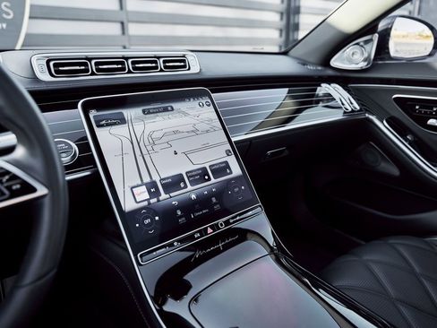 Used 2023 Mercedes-Benz Maybach S 680 4MATIC image 75