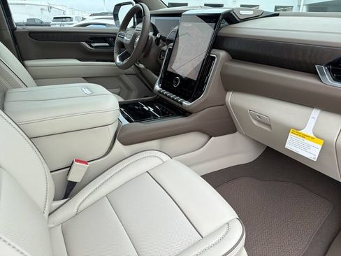 New 2026 GMC Yukon Denali w/ Advanced Technology Package AWD/4WD image 21