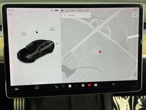 Used 2022 Tesla Model 3 Performance image 22