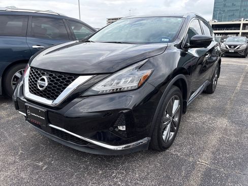 Used 2019 Nissan Murano Platinum FWD image 2