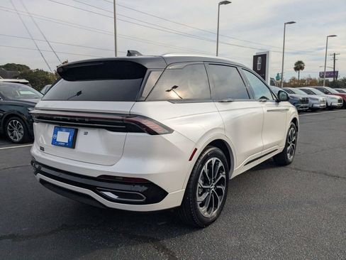 New 2026 Lincoln Nautilus Reserve AWD/4WD image 4