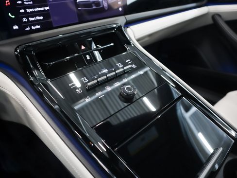 New 2026 Porsche Panamera GTS AWD/4WD image 15