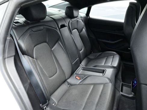 Used 2022 Porsche Taycan GTS image 17