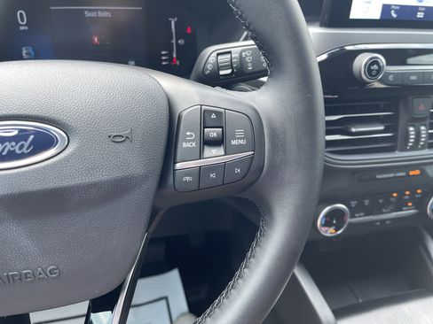 New 2024 Ford Escape Active image 18