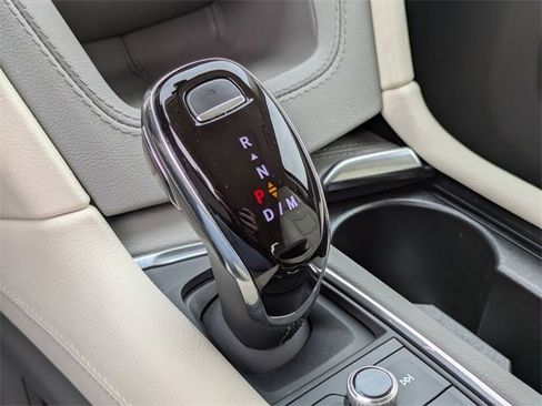 Certified 2023 Cadillac XT6 Premium Luxury w/ Technology Package image 18