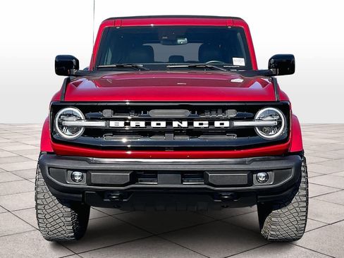 Used 2021 Ford Bronco Outer Banks image 3