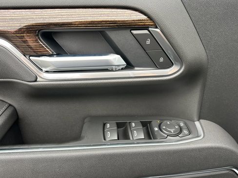 New 2026 GMC Sierra 3500 SLE image 9