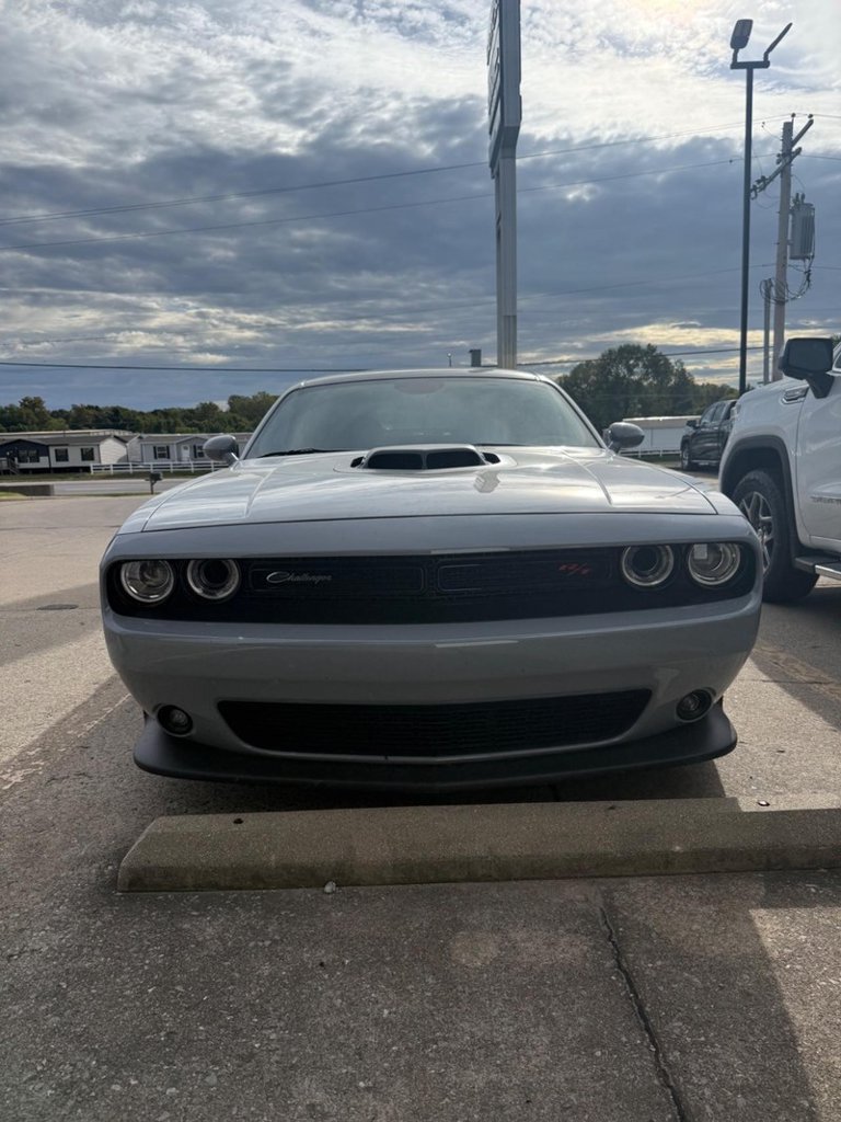 Used 2021 Dodge Challenger R/T Scat Pack w/ Shaker Package RWD image 2