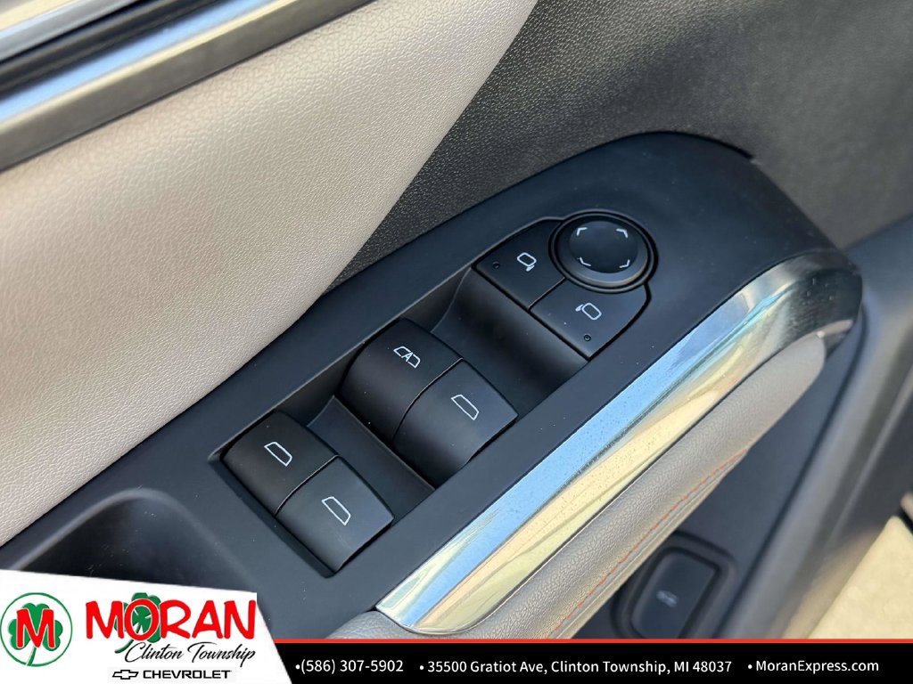 Used 2024 Chevrolet Traverse LT w/ LPO, Floor Liner Package FWD image 17
