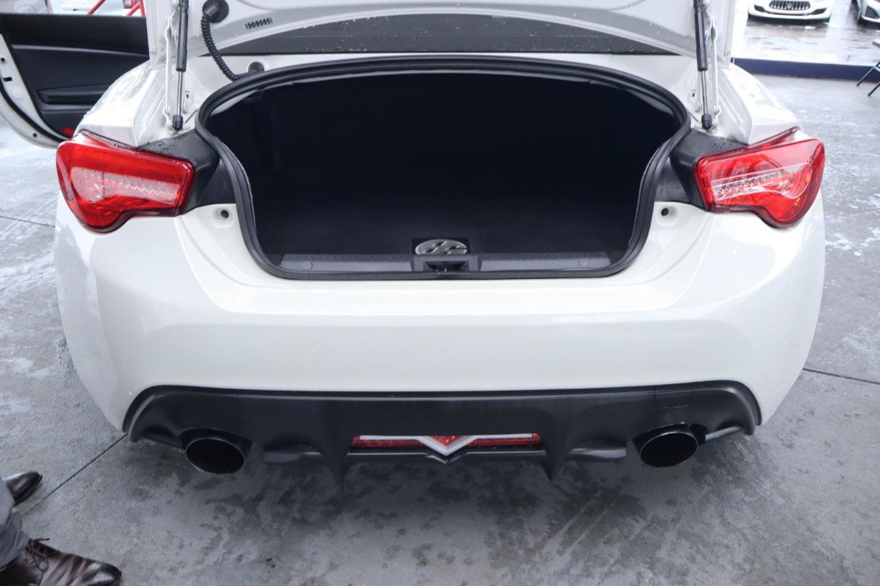 Used 2017 Toyota 86 RWD image 30