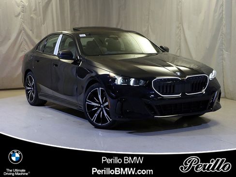 New 2026 BMW 530i xDrive w/ M Sport Package image 1