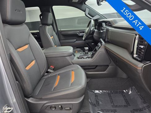 Used 2024 GMC Sierra 1500 AT4 w/ Technology Package image 31