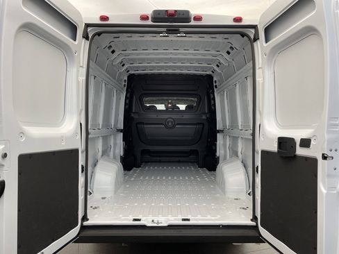 New 2026 RAM ProMaster 3500 w/ Crew Van Package image 5