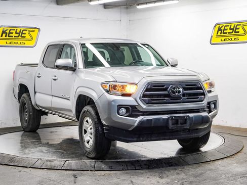 Used 2019 Toyota Tacoma SR5 RWD image 5