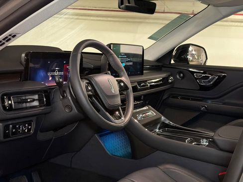 New 2026 Lincoln Aviator Reserve AWD/4WD image 15