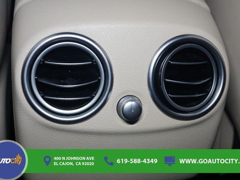 Used 2019 Mercedes-Benz GLC 300 image 20