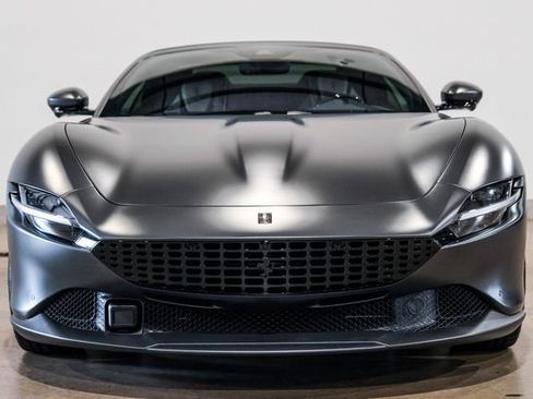 Used 2025 Ferrari Roma Spider image 3