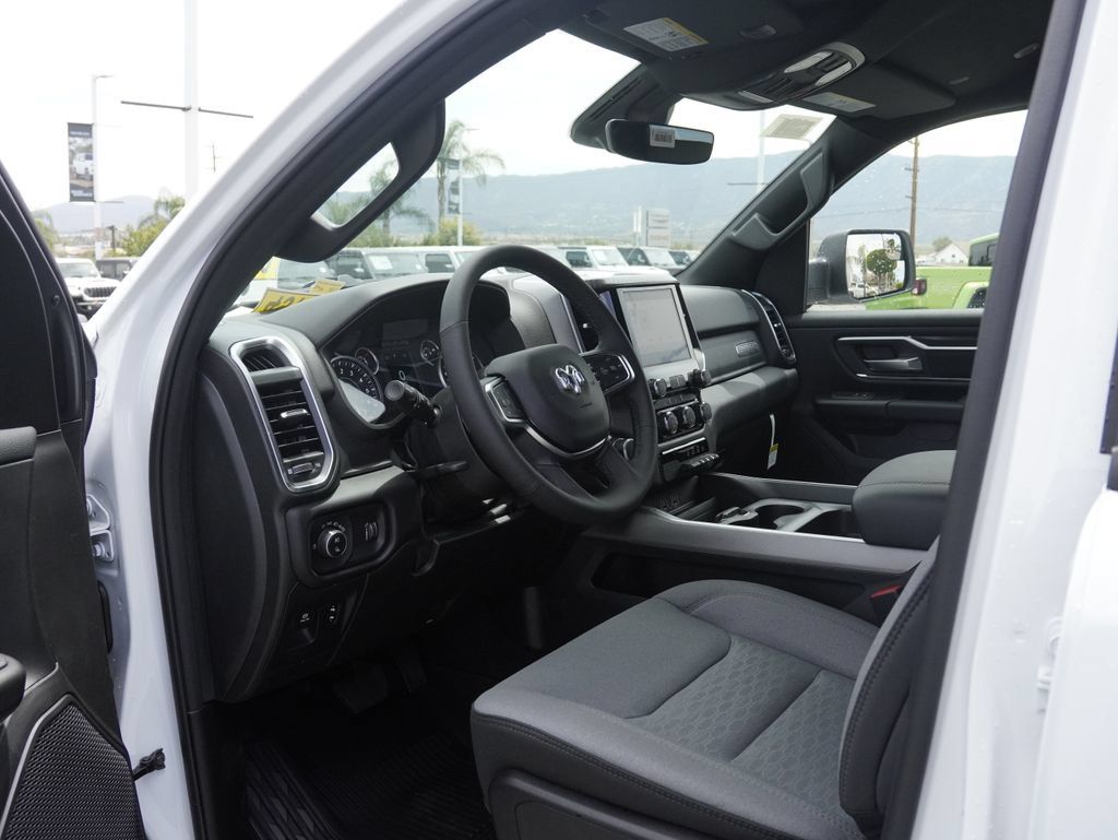 New 2026 RAM 1500 Big Horn AWD/4WD image 29