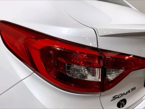 Used 2017 Hyundai Sonata Sport w/ Value Edition Package 02 image 29