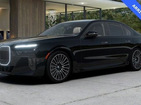 New 2026 BMW 760i xDrive w/ Executive Package image 1