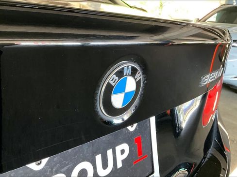 Used 2015 BMW 320i Sedan RWD image 30