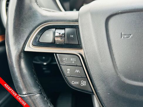 Used 2019 Lincoln Nautilus Reserve w/ Driver Assistance Package image 11