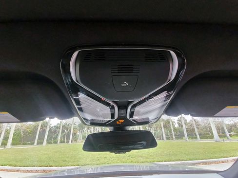 Used 2020 BMW 750i xDrive w/ Executive Package image 27